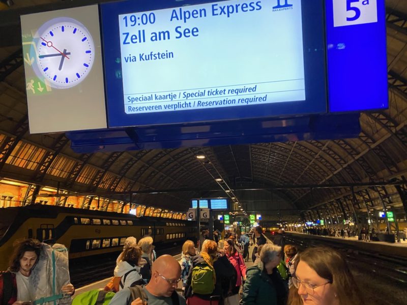 Alpen Express to Austria. Image © PlanetSKI.